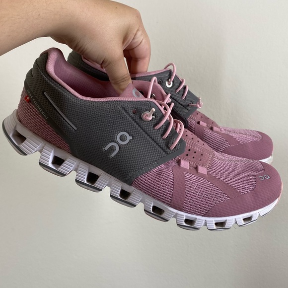 on cloud charcoal rose